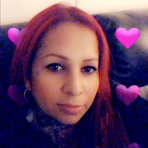 Meet your Posher, April